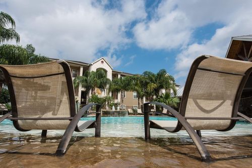 The Residence at Edinburg - Apartments in Edinburg, TX